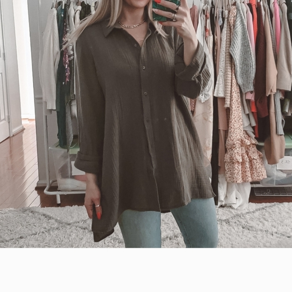Eileen Fisher 100% organic cotton green button down